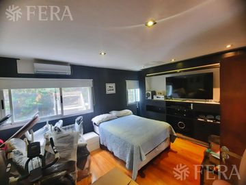 Venta casa 6 ambientes con terraza y piscina Altos de Hudson II