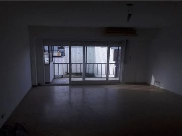 ALMAGRO,3 AMB,FRENTE,BALCON, 2BAÑOS, EXCELENTE UBICACION, METROS MEDRANO