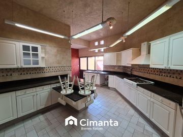 Casa en Venta en Zavaleta