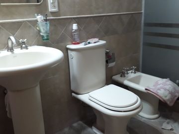 Casa 3 dormitorios - Zona Los Sauces y Cardonato