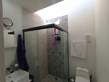 CASA REMODELADA EN VENTA COTO ALVA EN GUADALAJARA.