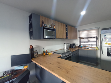 CASA REMODELADA EN VENTA COTO ALVA EN GUADALAJARA.