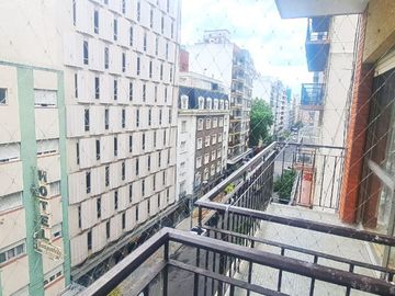 1 amb al frente con balcon- centro MDP
