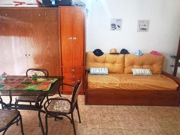 1 amb al frente con balcon- centro MDP