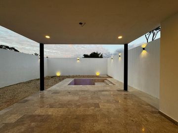 Casa en venta en Mérida, Privada Silvesta, Cholul ( L. 15)