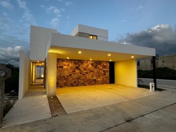 Casa en venta en Mérida, Privada Silvesta, Cholul ( L. 15)