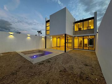 Casa en venta en Mérida, Privada Silvesta, Cholul ( L. 15)
