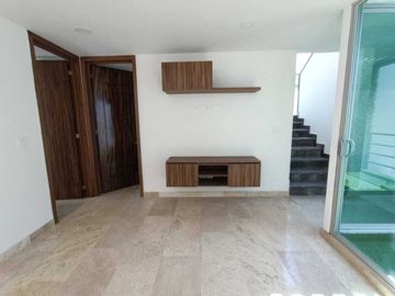 VENTA CASA EN LOMAS ANGELOPOLIS III
