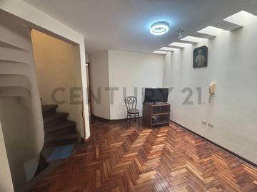 VENDO LINDA CASA EN ATE MAYORAZGO