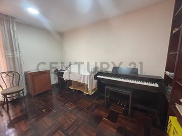 VENDO LINDA CASA EN ATE MAYORAZGO