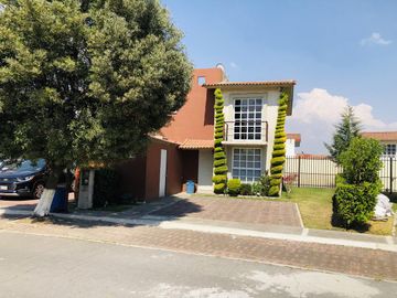 Casa en condominio en  NISPERO, VILLAS DEL CAMPO, CALIMAYA EDO MEX