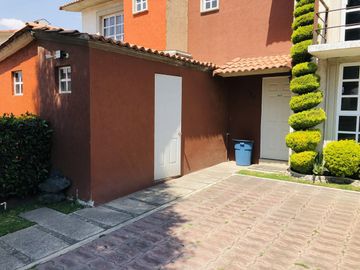 Casa en condominio en  NISPERO, VILLAS DEL CAMPO, CALIMAYA EDO MEX