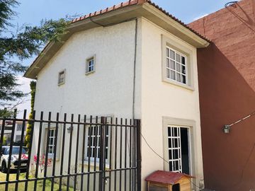 Casa en condominio en  NISPERO, VILLAS DEL CAMPO, CALIMAYA EDO MEX