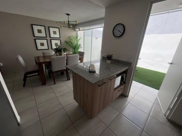 CASA EN VENTA EN CALIMAYA, HACIENDA DE LAS FUENTES