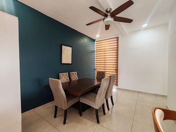 CASA EN VENTA EB EL FRACC. LOMAS DE LA RIOJA, RIVIERA VERACRUZANA. ALVARADO, VERACRUZ