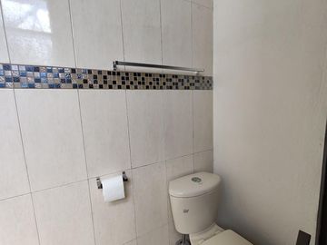 CASA EN VENTA EB EL FRACC. LOMAS DE LA RIOJA, RIVIERA VERACRUZANA. ALVARADO, VERACRUZ