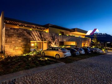 Bosques de las Misiones -CARRETERA NACIONAL- Casa  VENTA Santiago Nuevo León, 415 m2