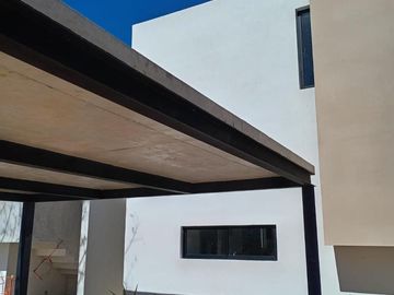 VENTA DE CASA EN RESIDENCIAL EMANA