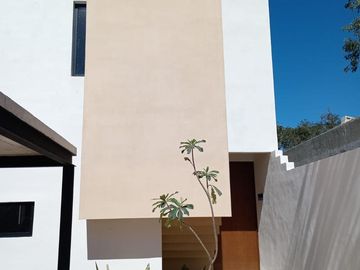 VENTA DE CASA EN RESIDENCIAL EMANA
