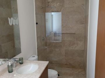 VENTA DE CASA EN RESIDENCIAL EMANA