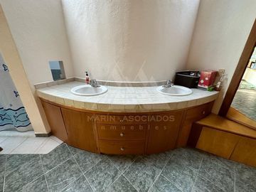 Venta Casa sola en Lomas de Atzingo  zona norte Cuernavaca Mor