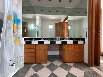 Venta Casa sola en Lomas de Atzingo  zona norte Cuernavaca Mor