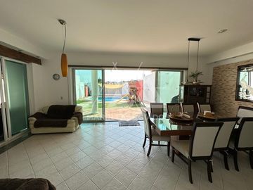 Venta Casa sola en Lomas de Atzingo  zona norte Cuernavaca Mor