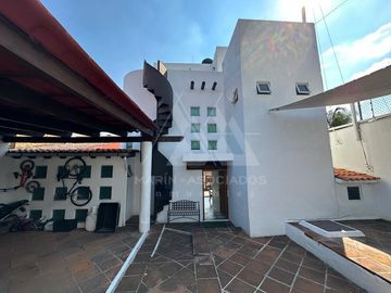 Venta Casa sola en Lomas de Atzingo  zona norte Cuernavaca Mor