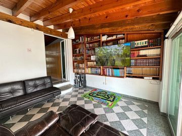Venta Casa sola en Lomas de Atzingo  zona norte Cuernavaca Mor