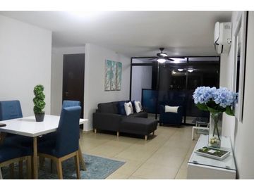 SE VENDE APARTAMENTO AMOBLADO EN CONDADO DEL REY (IH)