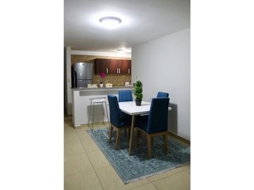 SE VENDE APARTAMENTO AMOBLADO EN CONDADO DEL REY (IH)