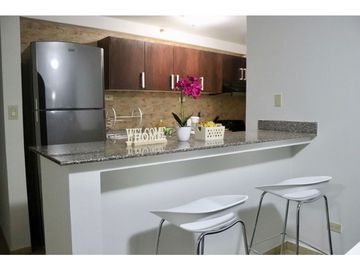 SE VENDE APARTAMENTO AMOBLADO EN CONDADO DEL REY (IH)