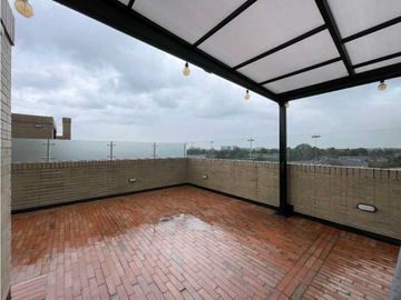 Se vende Penthouse Triplex con terraza en Nicolás de Federman