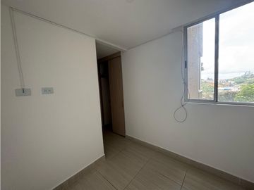 Vendo apartamento con linda vista y doble balcon