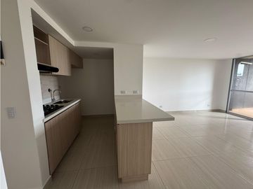 Vendo apartamento con linda vista y doble balcon
