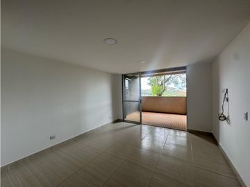 Vendo apartamento con linda vista y doble balcon
