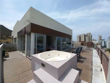 Venta/arriendo hermoso penthouse  en Rodadero reservado