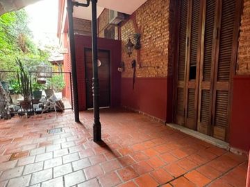 Casa para 2 Familias en venta en Avellaneda Oeste