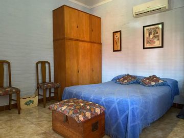 Casa con pileta en venta a 100 metros de Ruta N1