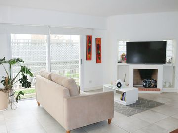 VENTA PH TRIPLEX 5AMB  MUNRO APTO CREDITO/PERMUTA