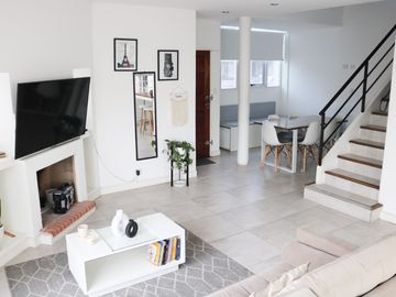 VENTA PH TRIPLEX 5AMB  MUNRO APTO CREDITO/PERMUTA