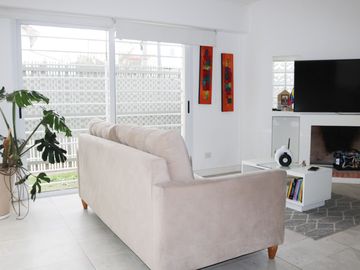 VENTA PH TRIPLEX 5AMB  MUNRO APTO CREDITO/PERMUTA