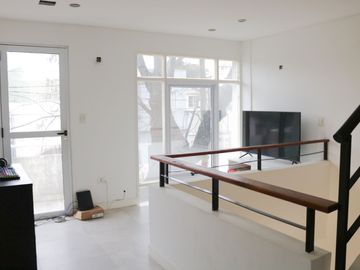 VENTA PH TRIPLEX 5AMB  MUNRO APTO CREDITO/PERMUTA