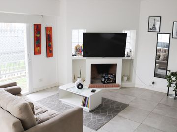 VENTA PH TRIPLEX 5AMB  MUNRO APTO CREDITO/PERMUTA