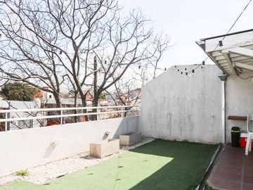 VENTA PH TRIPLEX 5AMB  MUNRO APTO CREDITO/PERMUTA