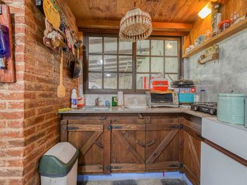 OPORTUNIDAD CASA C/ 2 LOTES BERNAL O. FINANCIACION