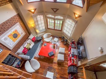 OPORTUNIDAD CASA C/ 2 LOTES BERNAL O. FINANCIACION