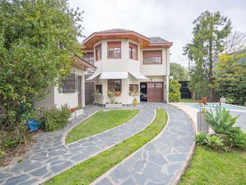 OPORTUNIDAD CASA C/ 2 LOTES BERNAL O. FINANCIACION