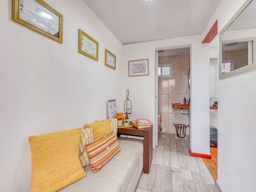 OPORTUNIDAD CASA C/ 2 LOTES BERNAL O. FINANCIACION