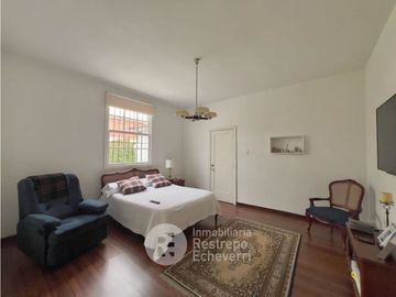 Casa esquinera en arriendo, barrio La Francia, Manizales